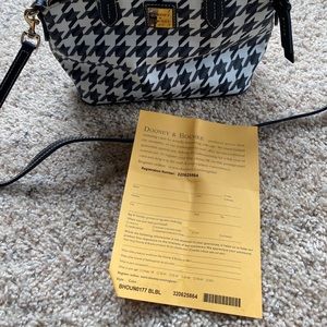 Dooney & Bourke purse